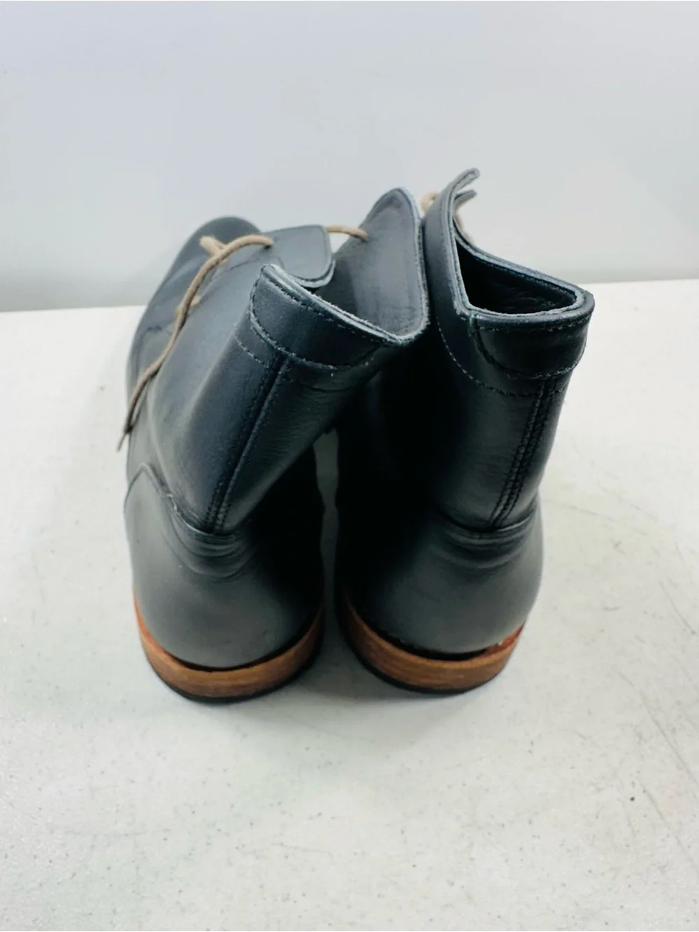 Nisolo Black Leather Lace-Up Wedge Ankle Boots